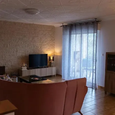 Logement Dans Maison Entre Nimes Et Anduze Prázdninový dům