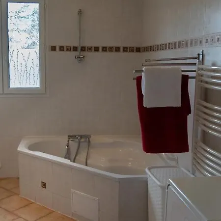 Logement Dans Maison Entre Nimes Et Anduze Saint-Jean-de-Serres